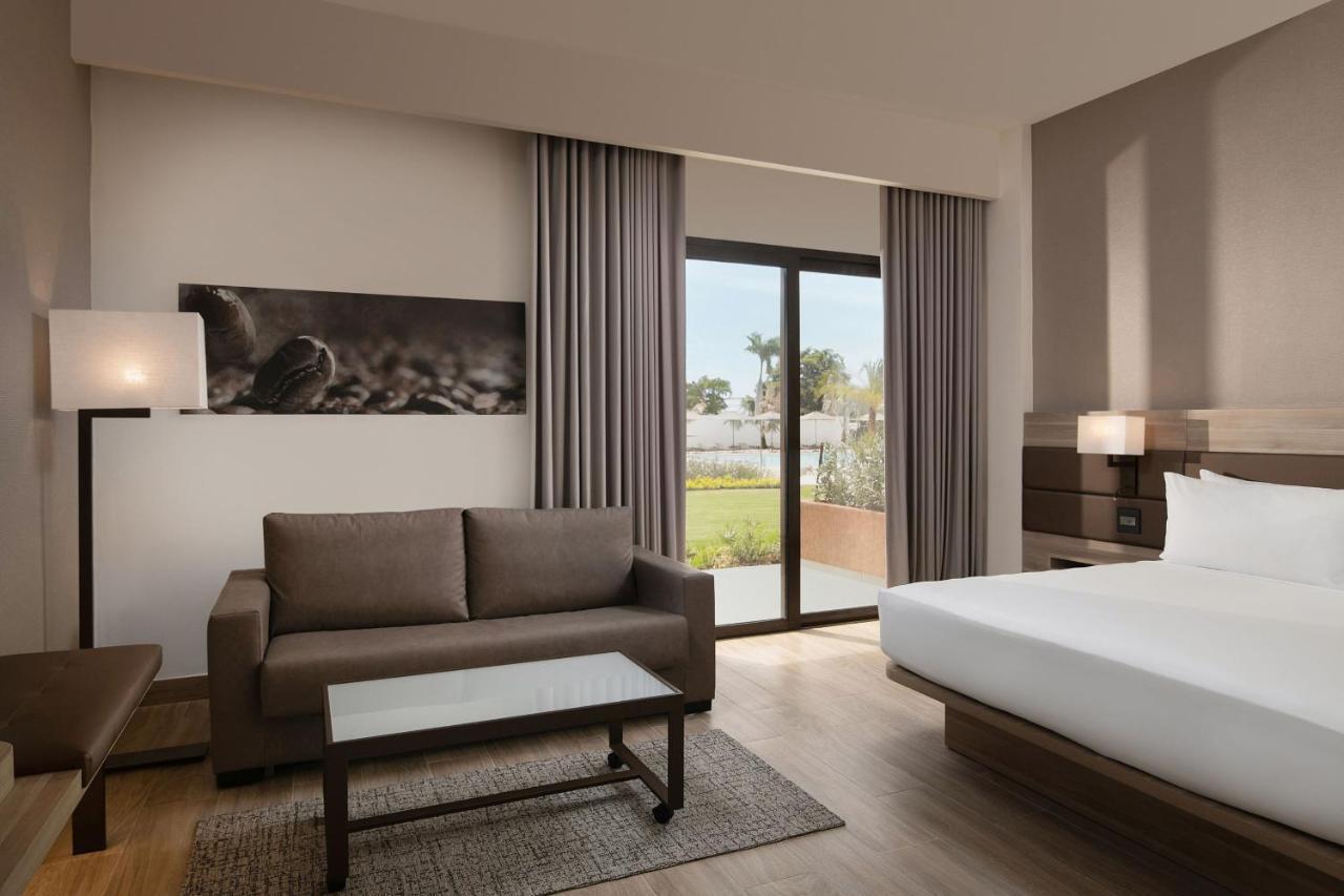 Ac Hotel By Marriott Πούντα Κάνα Εξωτερικό φωτογραφία
